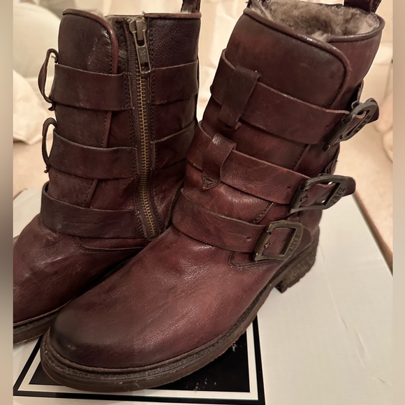 Frye Valerie Shearling Strappy moto boot - Picture 2 of 12